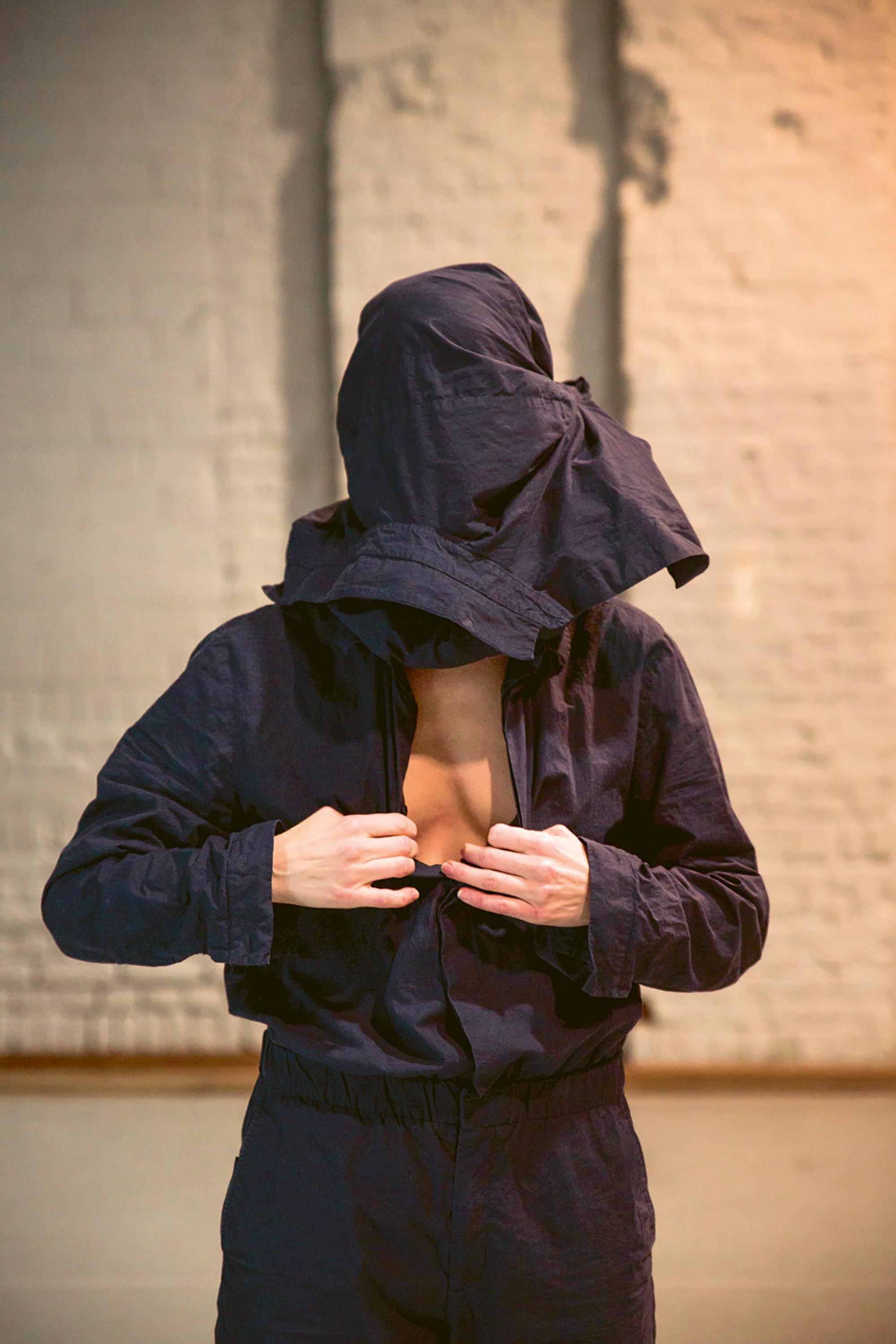 ANNNA The worlds of Infinite Shifts, tanzhaus nrw, 2017.