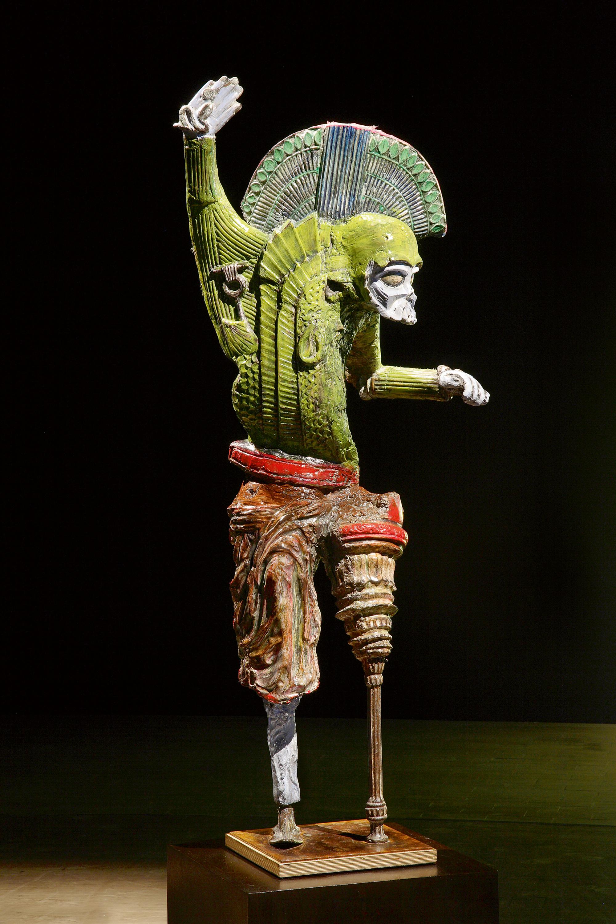 Streitende Reiche (Krieger), 2007. Holz, Metall, Stroh, Jute, Gips, Schellack